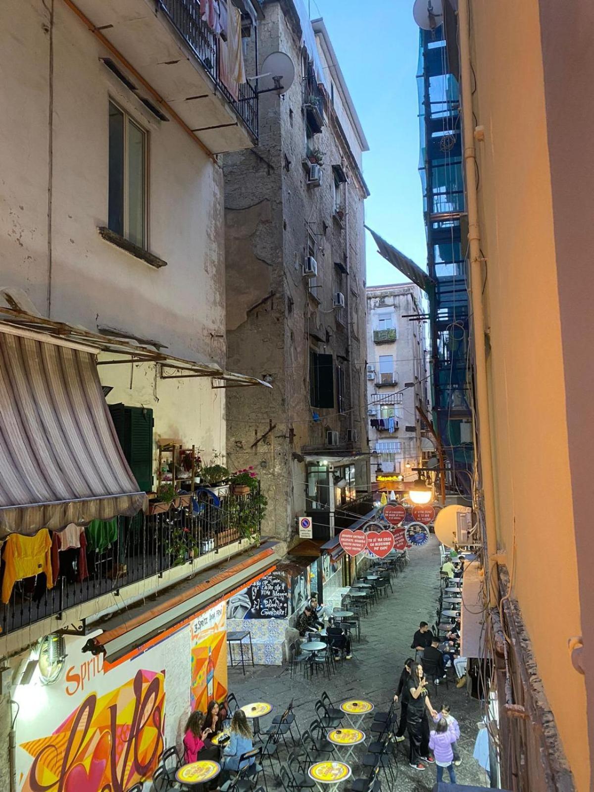 Tre Regine Napoli Apartment Екстериор снимка